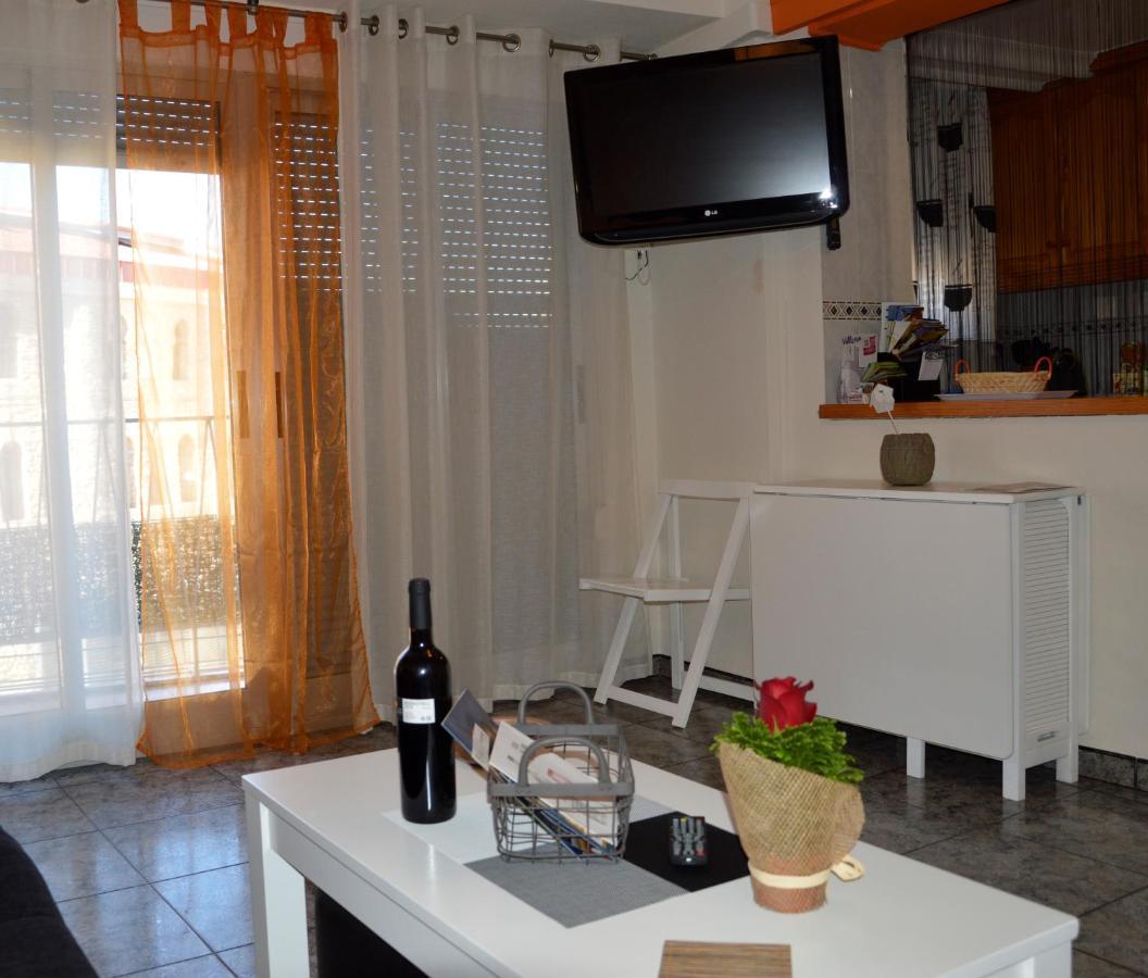 Apartamento El Mirlo Blanco Вилена Екстериор снимка
